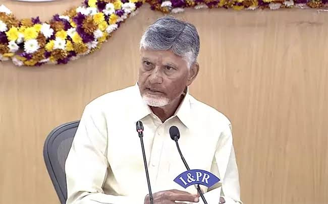 రాష్ట్రంలో 52% వర్షపాత లోటు: సీఎం చంద్రబాబు