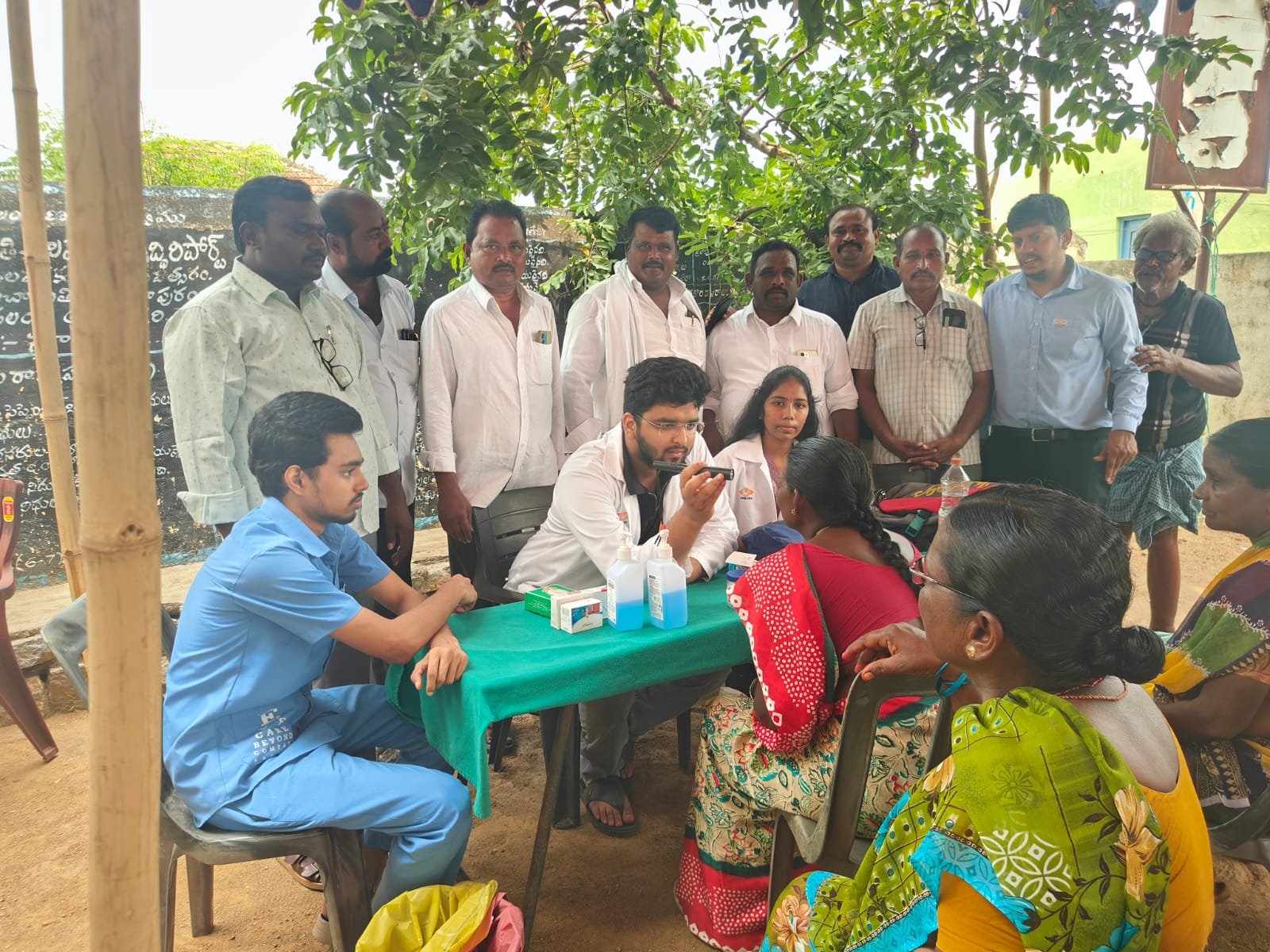 ఖానాపురంలో కంటి వైద్య శిబిరం....