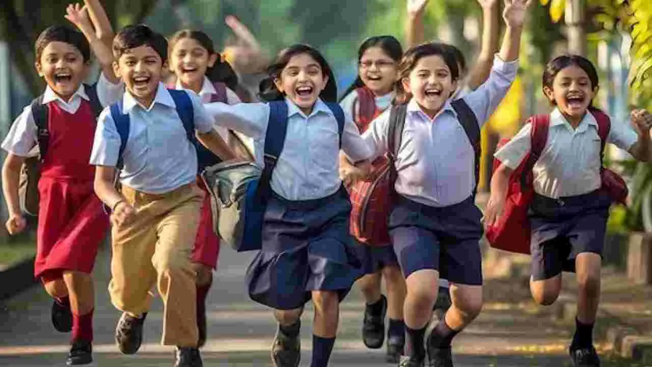 స్కూళ్లకు దసరా సెలవులు.. తేదీలు ఇవే!