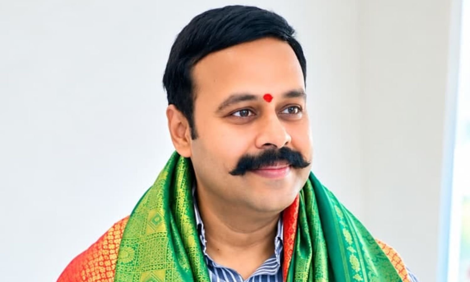 ఎమ్మెల్సీ బరిలోనే ఉన్నా: సర్వోత్తమ్‌రెడ్డి