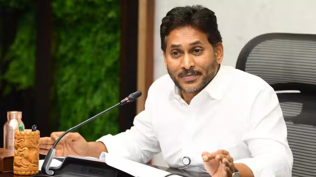 మున్సిపోల్స్‌పై జగన్ స్పీడ్.. తొలి అభ్యర్థి ప్రకటన