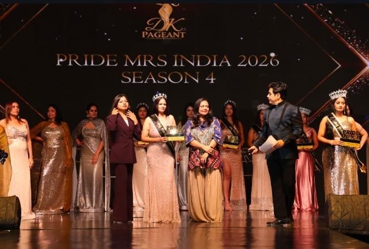  అందాల పోటీలో విజేతగా నిలిచిన ఖమ్మం యువతి కోపూరి అలేఖ్య..