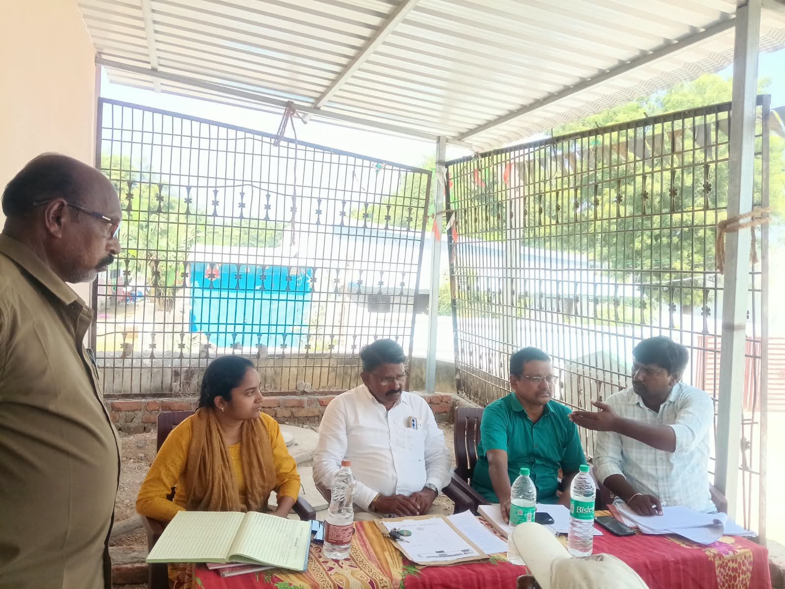 వాయిలసింగవరం గ్రామంలో వీబీజీరామ్జీ పధకం సామాజిక తనిఖీపై గ్రామసభ